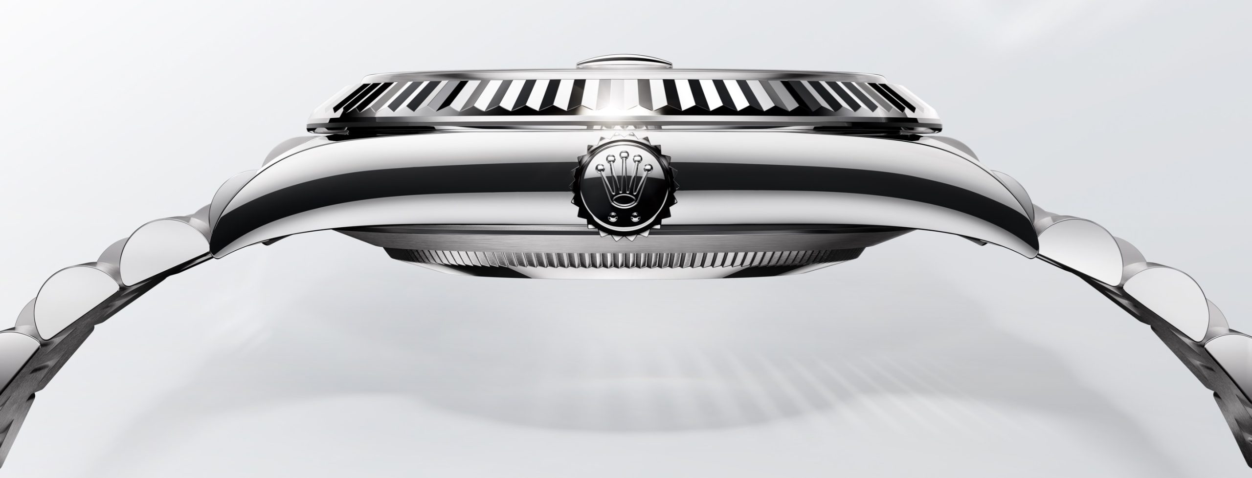 Rolex Watch Side View - Hung Cheong Jewellery & Watch