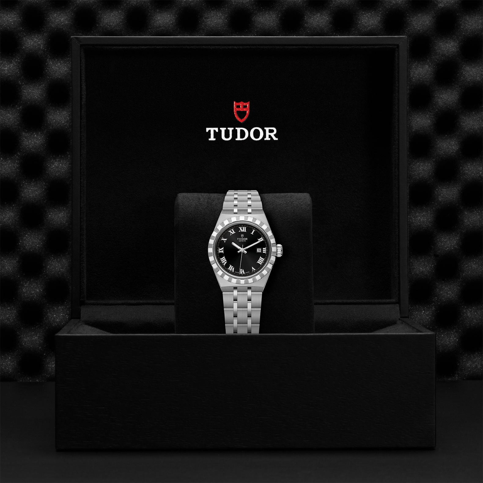 M28300 0003 Tudor Watch Carousel 4 4 10 2023 1