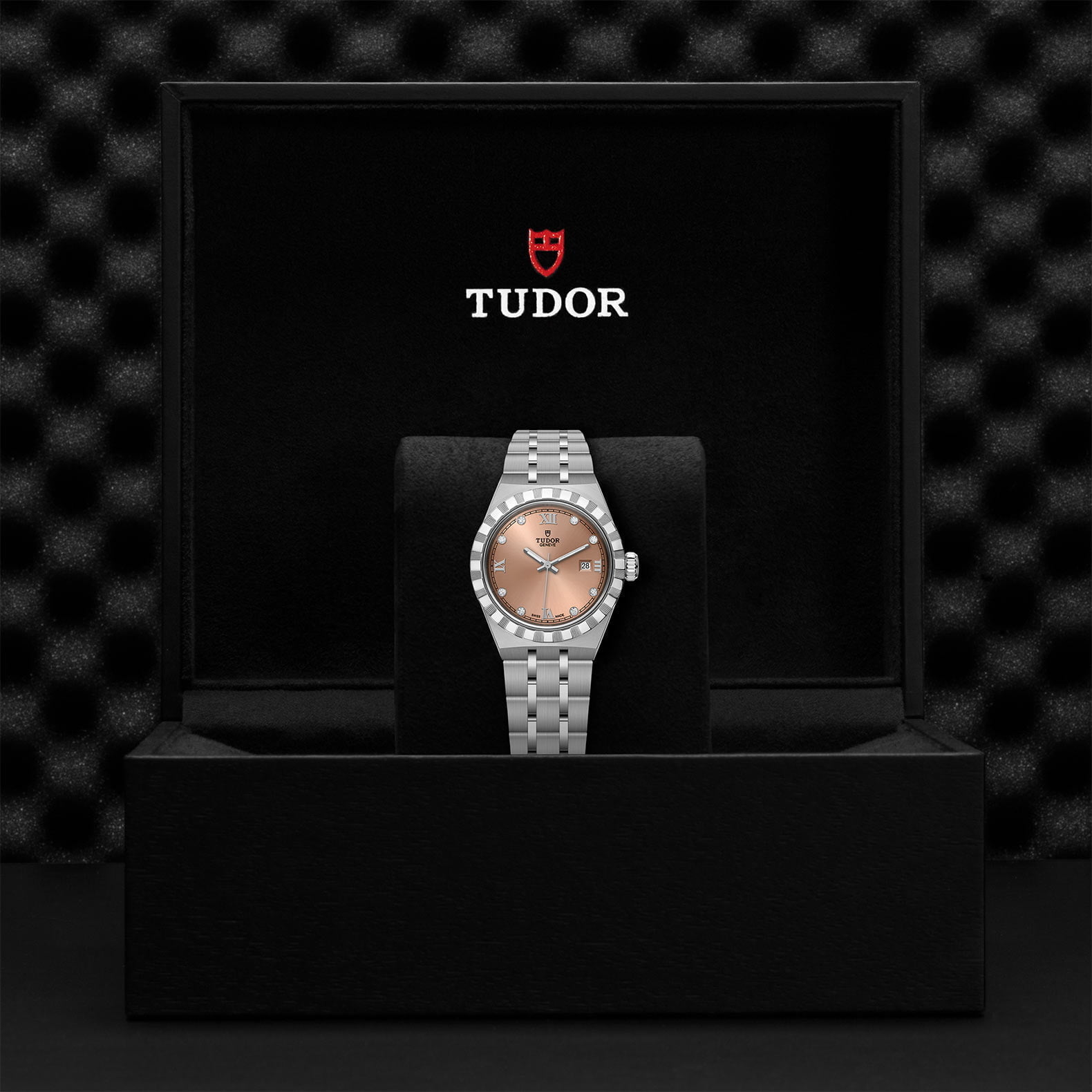 M28300 0010 Tudor Watch Carousel 4 4 10 2023 1