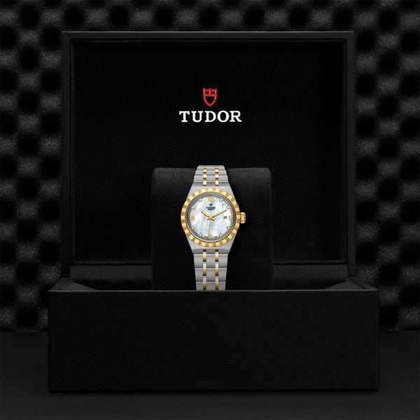 M28303 0007 tudor watch carousel 4 4 10 2023 1