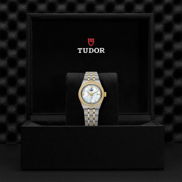 M28323 0001 tudor watch carousel 4 4 10 2023 1