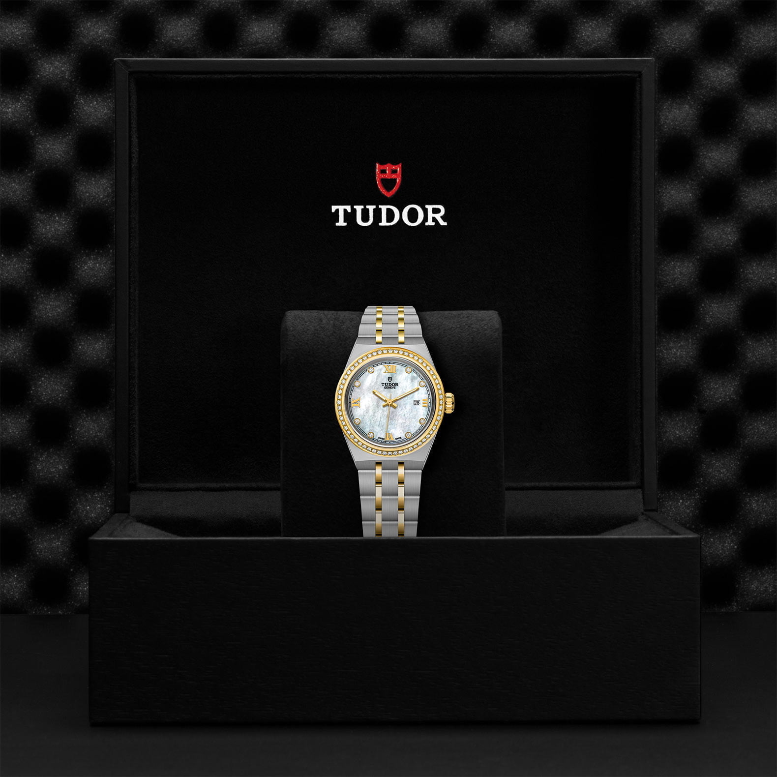 M28323 0001 Tudor Watch Carousel 4 4 10 2023 1