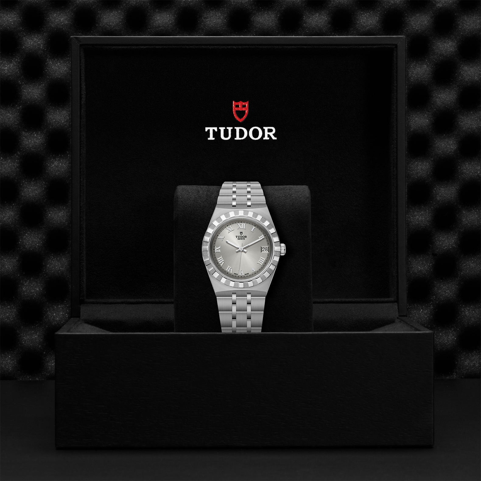M28400 0001 Tudor Watch Carousel 4 4 10 2023 1