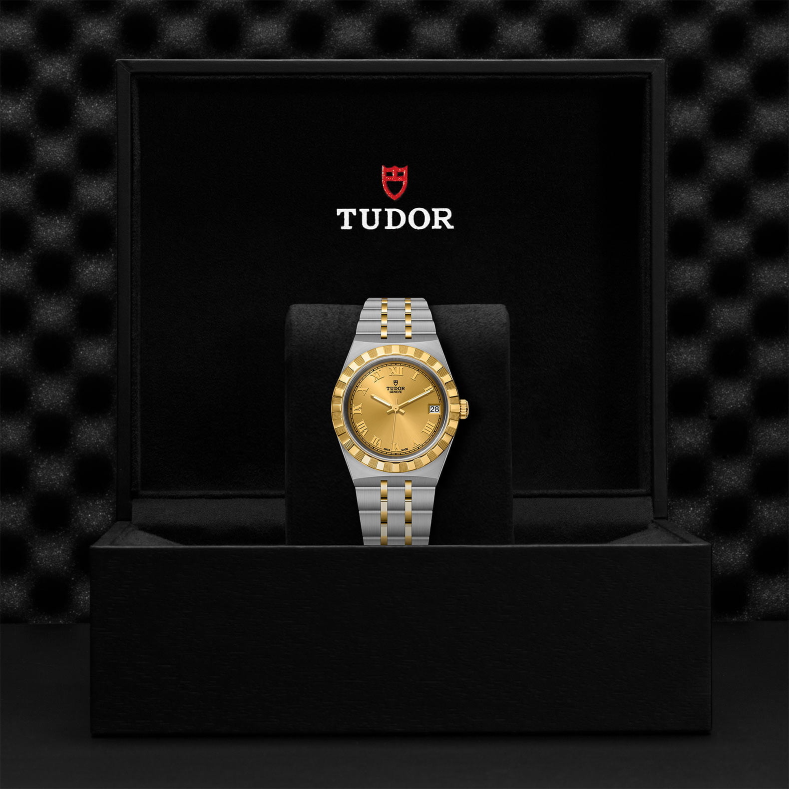 M28403 0004 Tudor Watch Carousel 4 4 10 2023 1