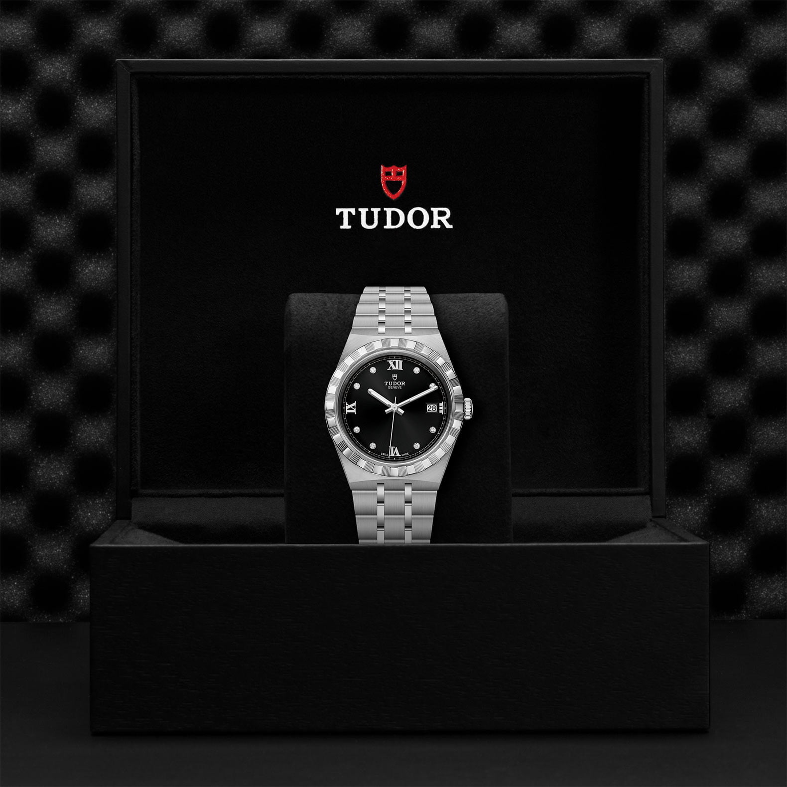 M28500 0004 Tudor Watch Carousel 4 4 10 2023 1