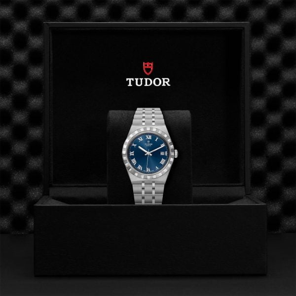 M28500 0005 tudor watch carousel 4 4 10 2023 1