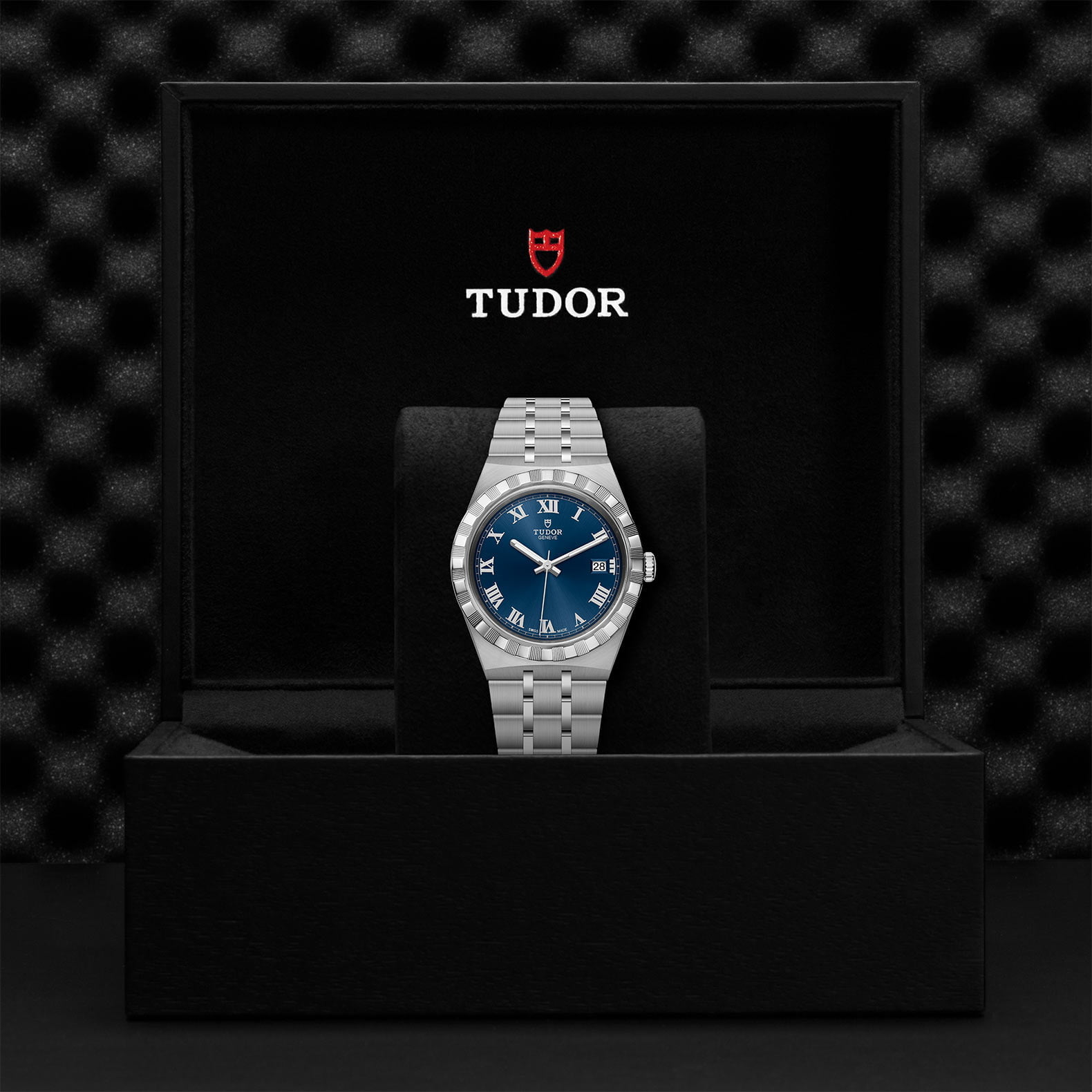 M28500 0005 Tudor Watch Carousel 4 4 10 2023 1