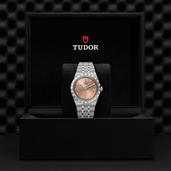 M28500 0009 tudor watch carousel 4 4 10 2023 1