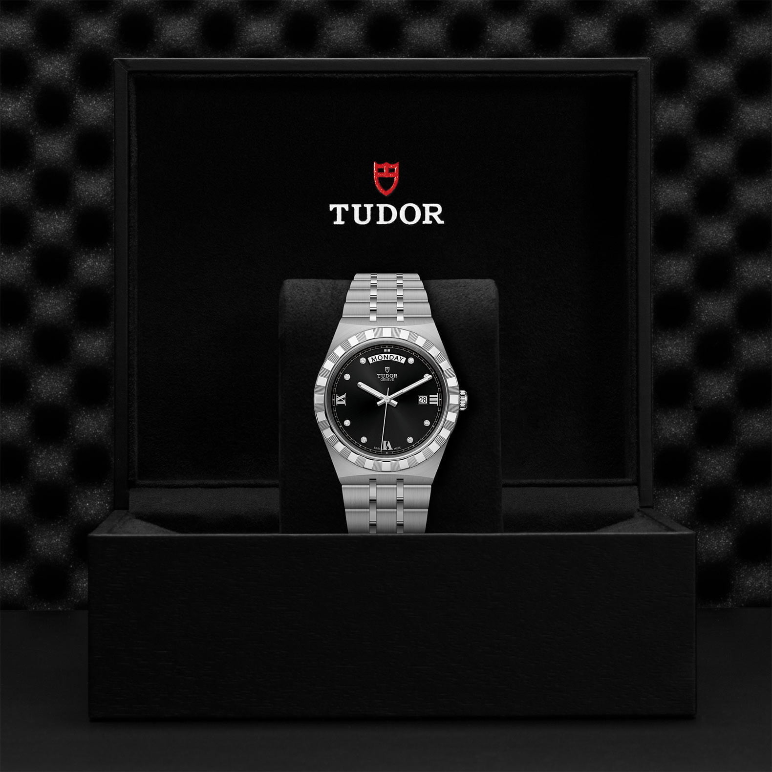 M28600 0004 Tudor Watch Carousel 4 4 10 2023 1