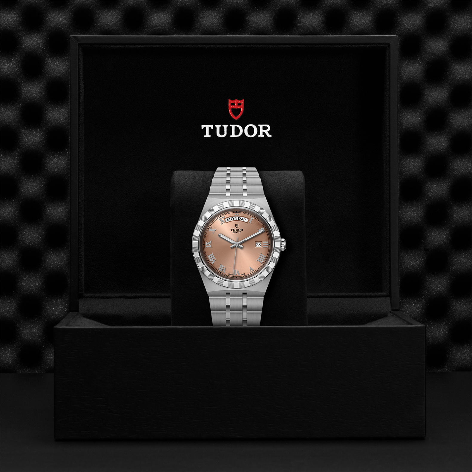 M28600 0009 Tudor Watch Carousel 4 4 10 2023 1