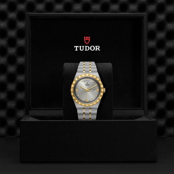 M28603 0002 tudor watch carousel 4 4 10 2023 1