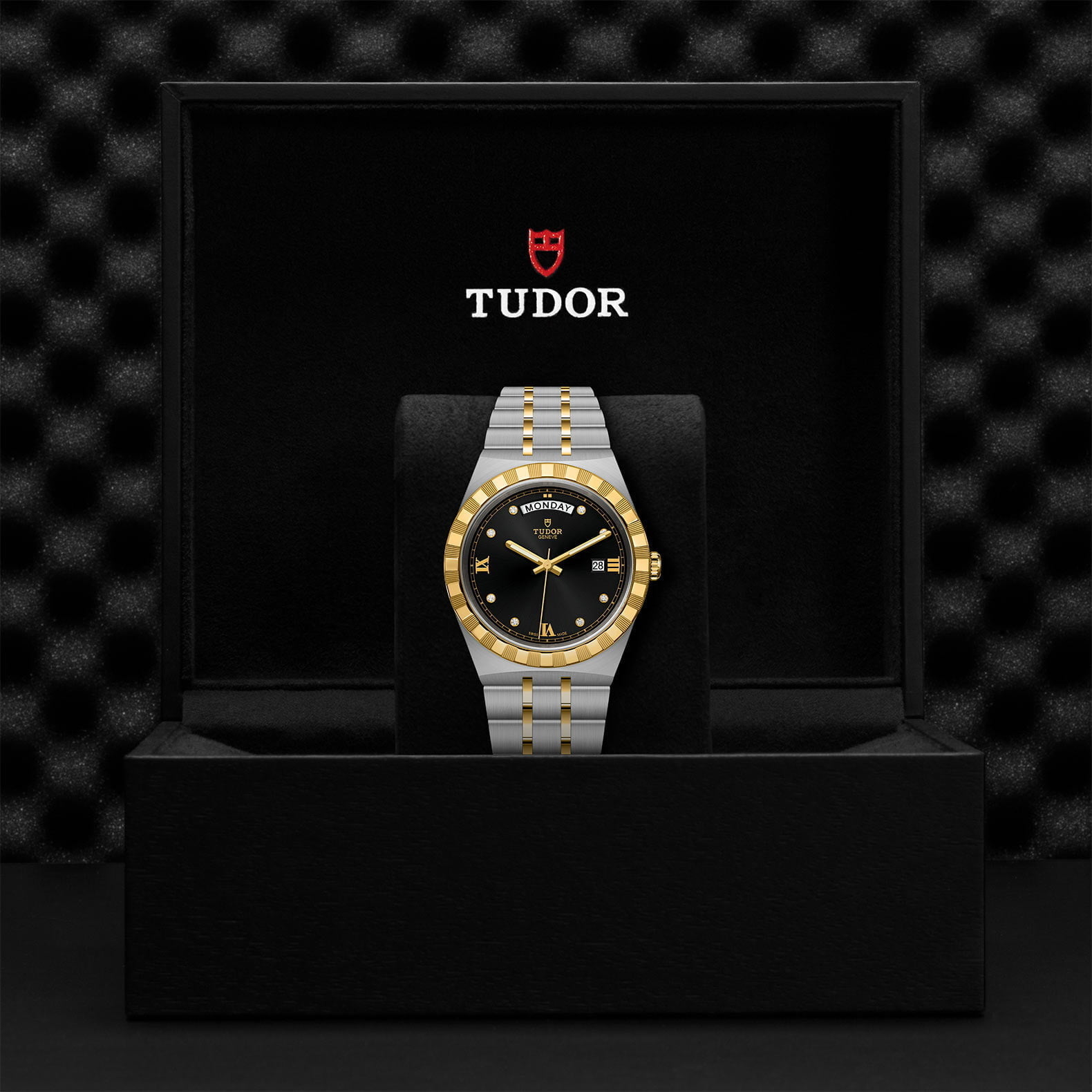 M28603 0005 Tudor Watch Carousel 4 4 10 2023 1