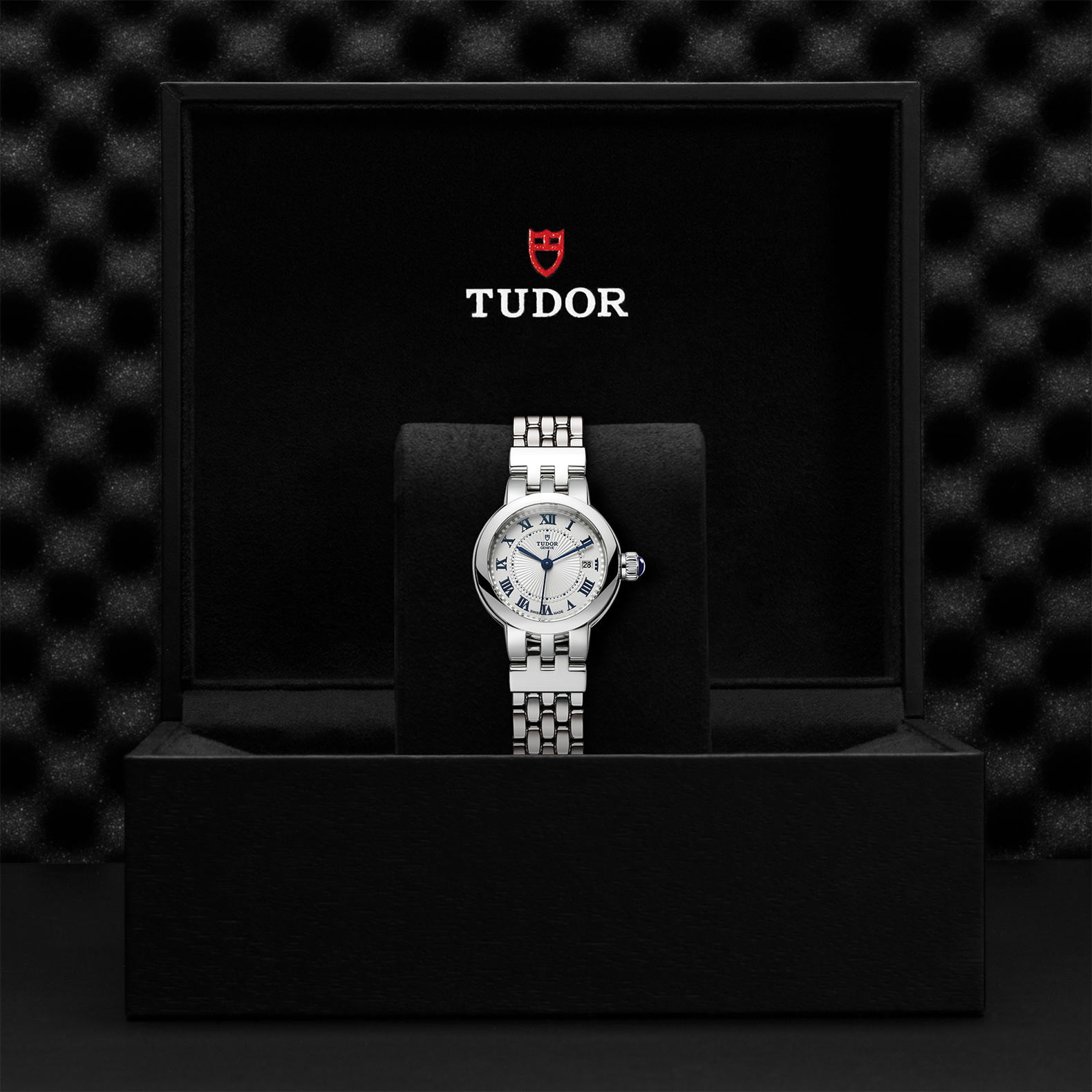 M35200 0001 Tudor Watch Carousel 4 4 10 2023 1