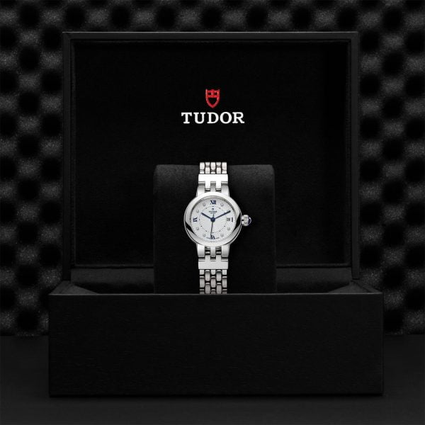 M35200 0004 tudor watch carousel 4 4 10 2023 1