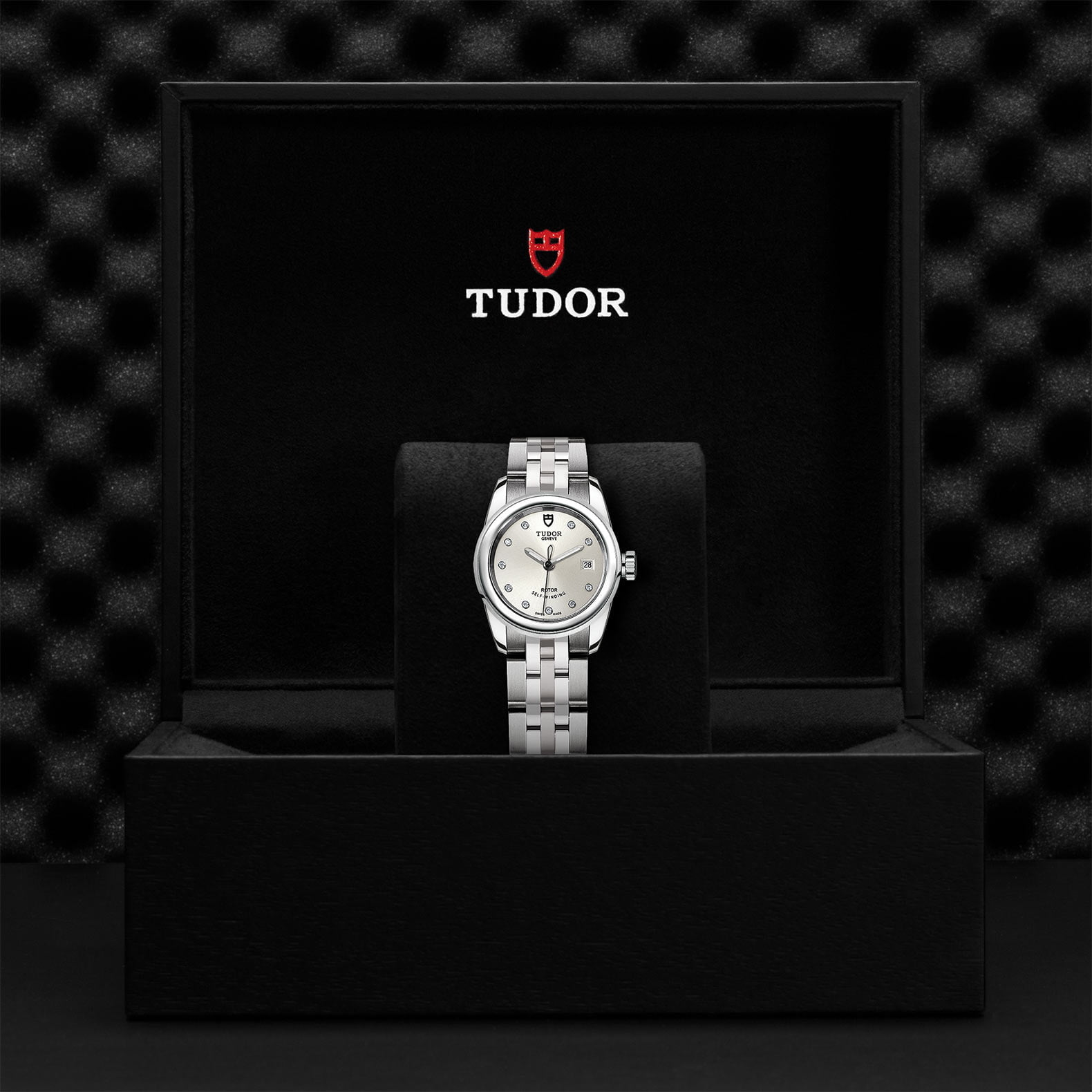 M51000 0002 Tudor Watch Carousel 4 4 10 2023 1