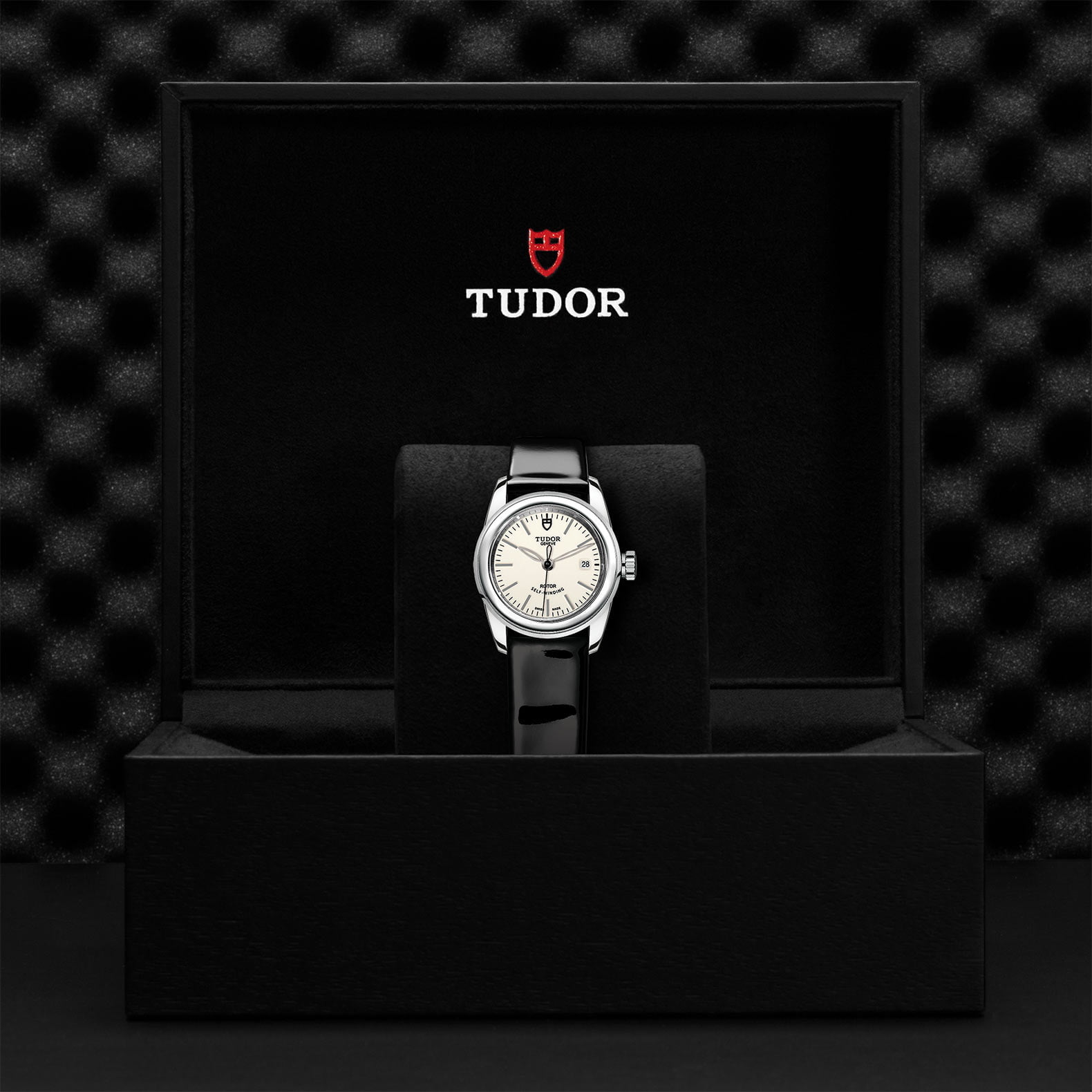 M51000 0029 Tudor Watch Carousel 4 4 10 2023 1