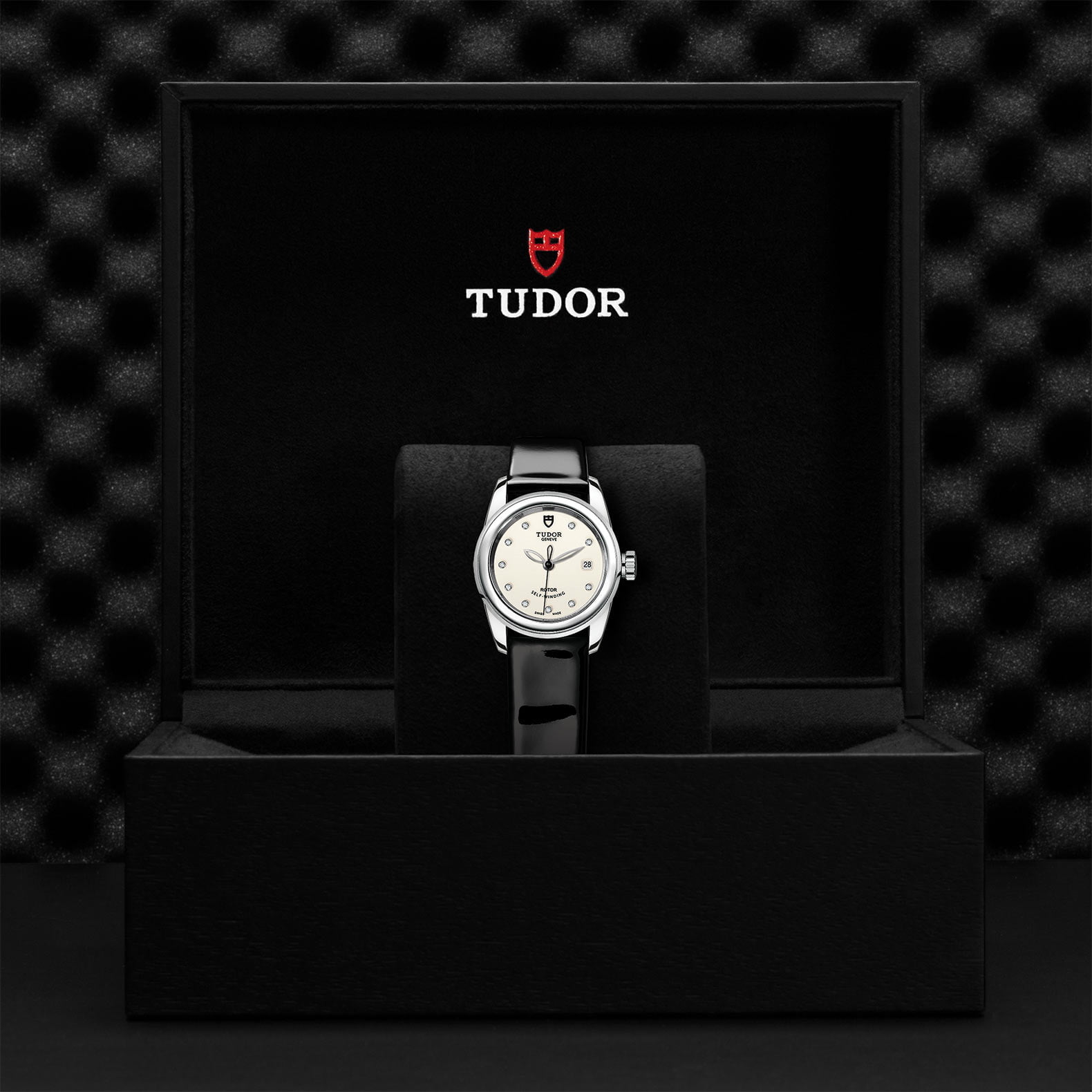 M51000 0030 Tudor Watch Carousel 4 4 10 2023 1