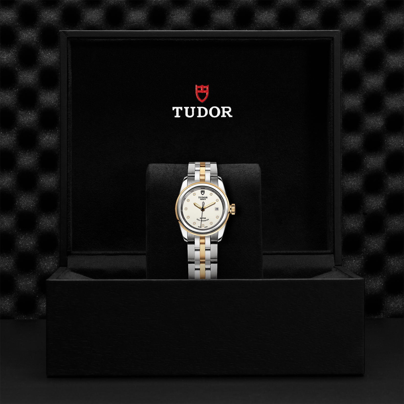 M51003 0026 Tudor Watch Carousel 4 4 10 2023 1