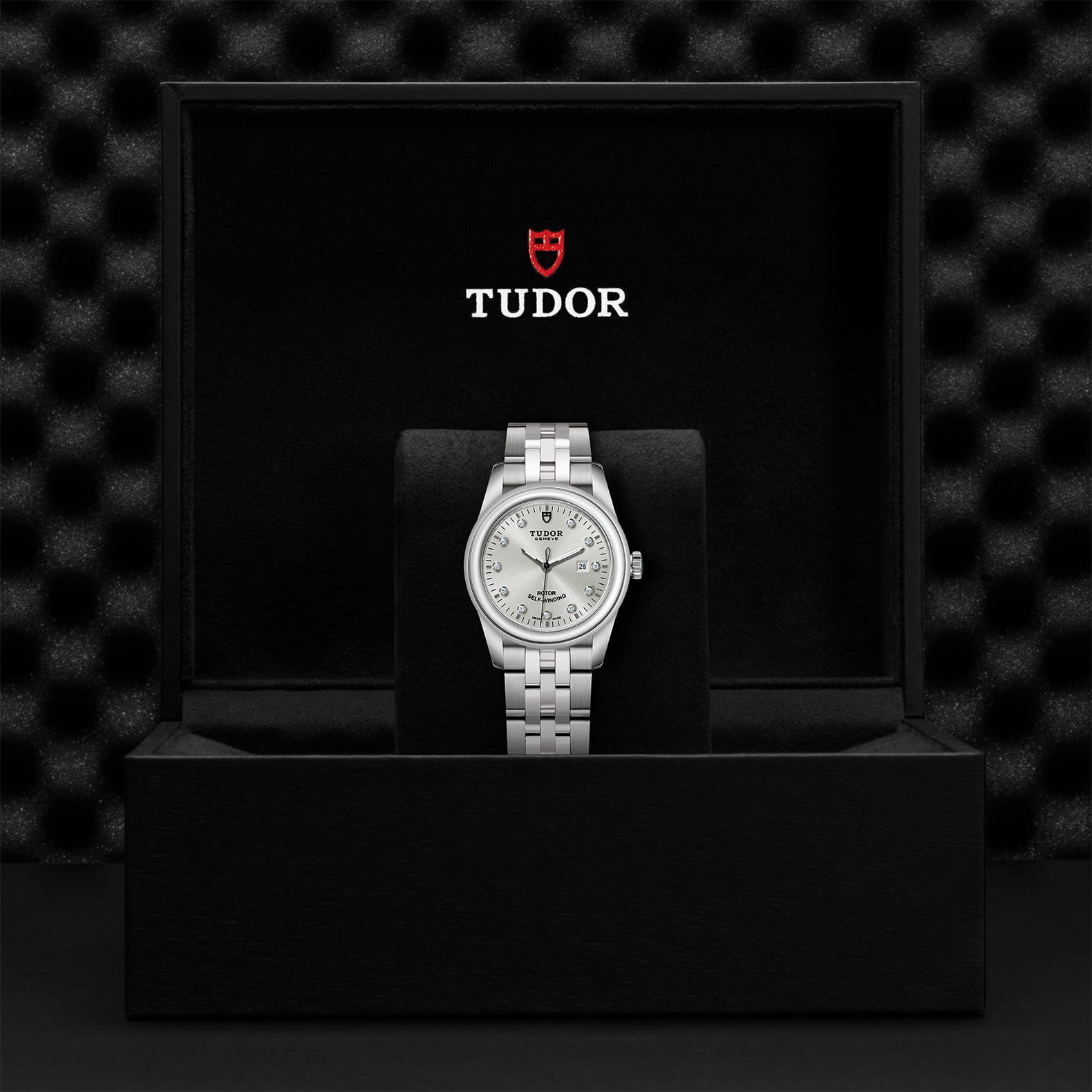 M53000 0003 Tudor Watch Carousel 4 4 10 2023 1