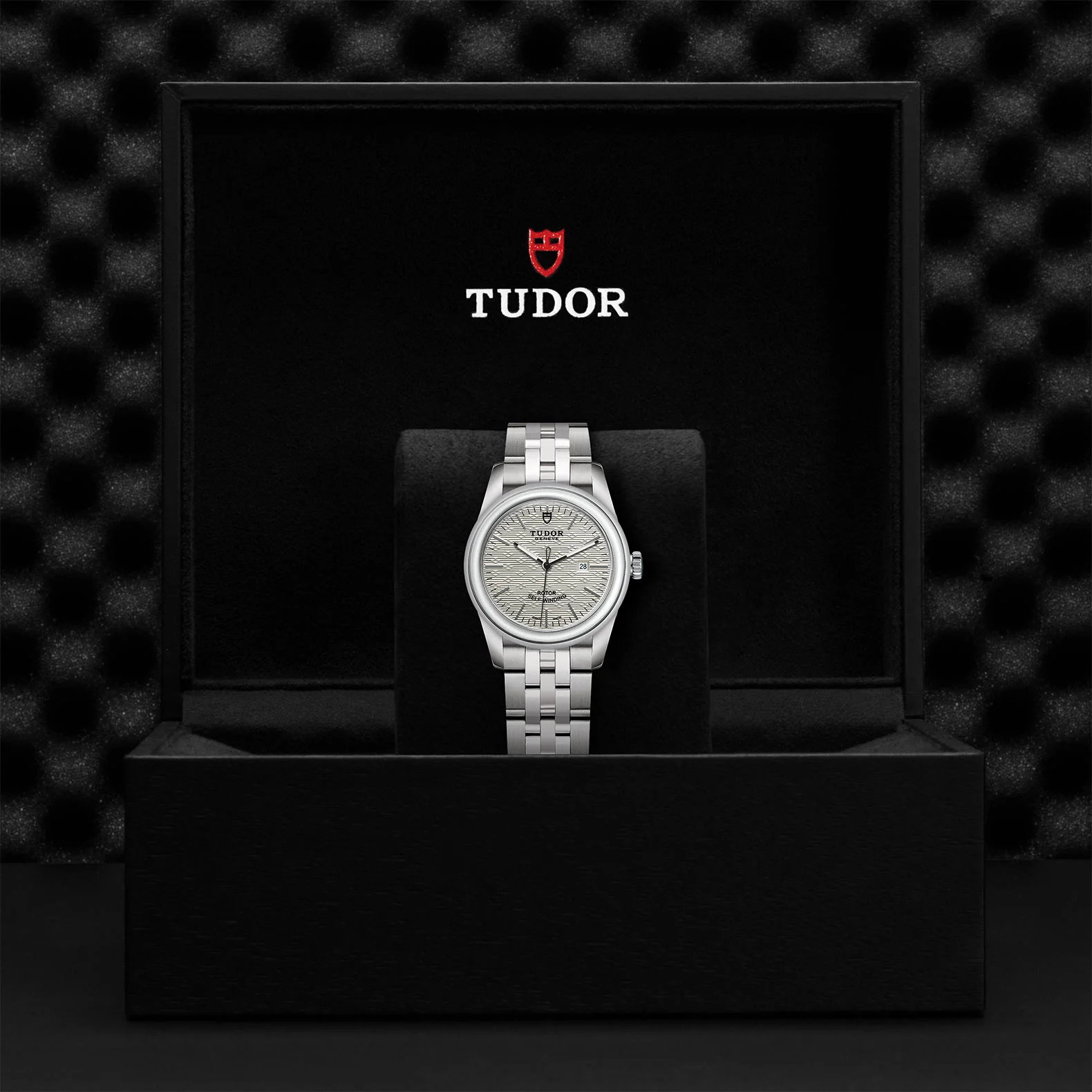 M53000 0007 Tudor Watch Carousel 4 4 10 2023 1