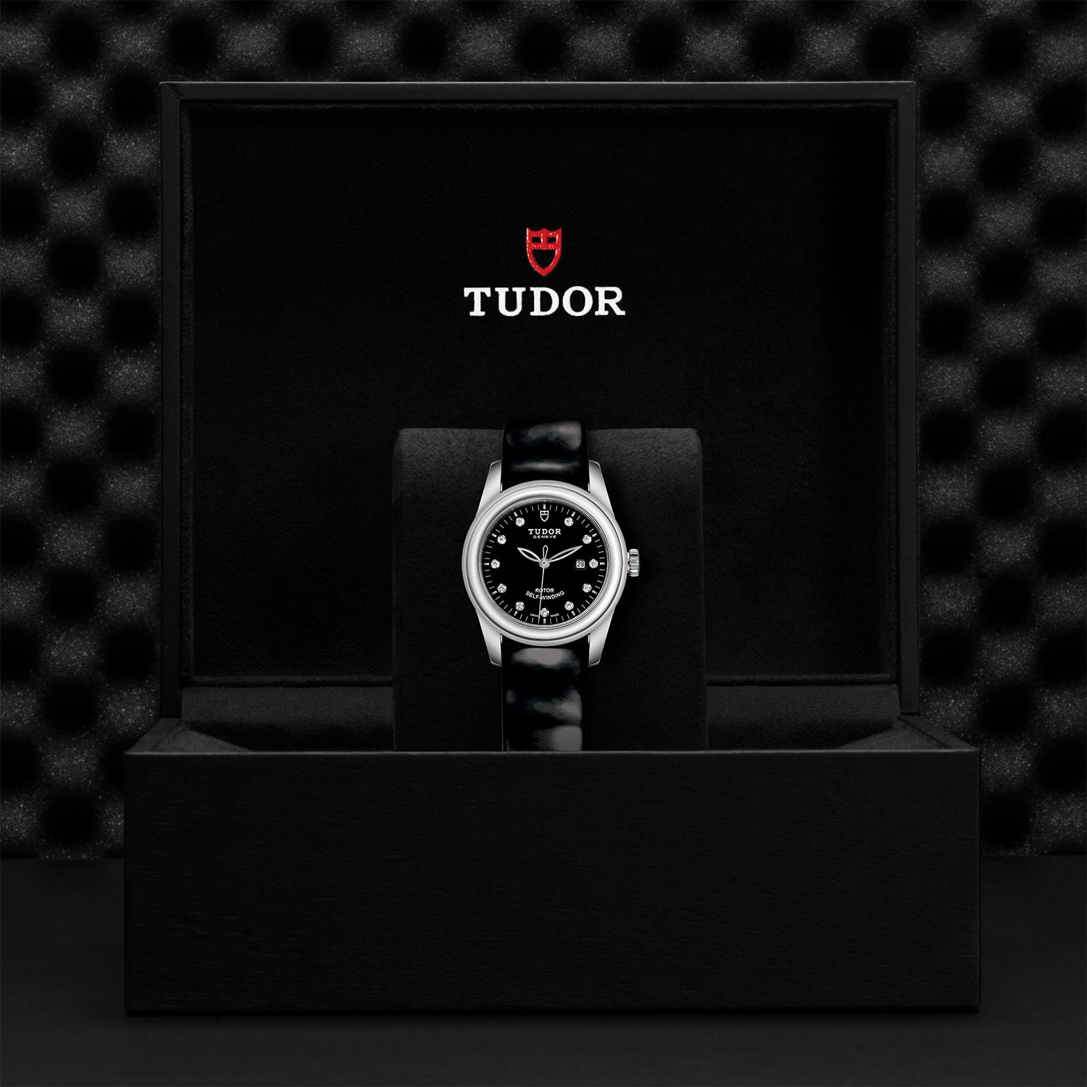 M53000 0045 Tudor Watch Carousel 4 4 10 2023 1
