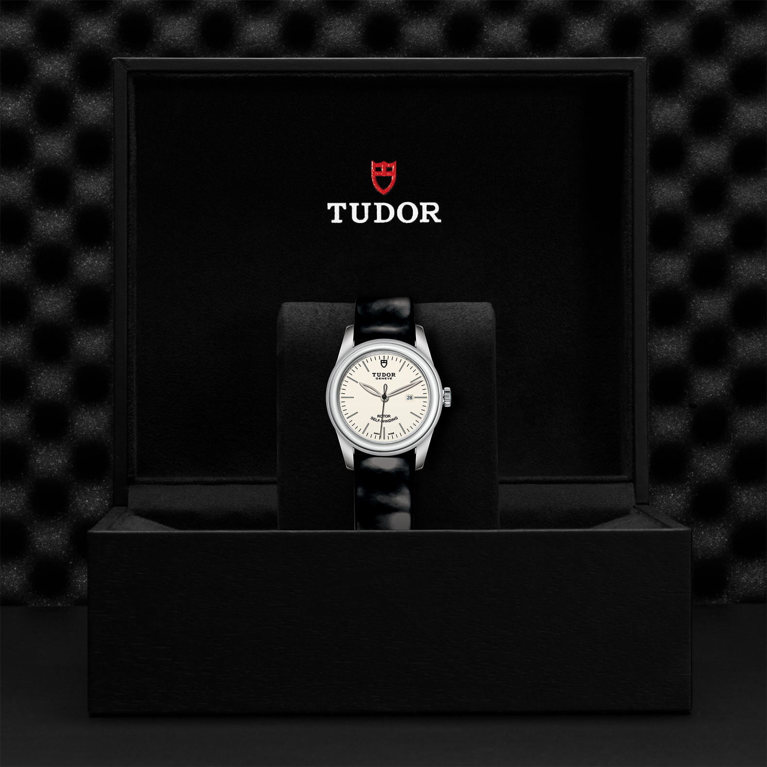 M53000 0085 Tudor Watch Carousel 4 4 10 2023 1