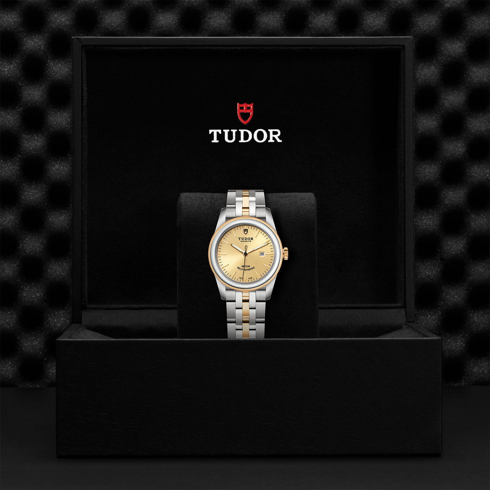 M53003 0005 Tudor Watch Carousel 4 4 10 2023 1