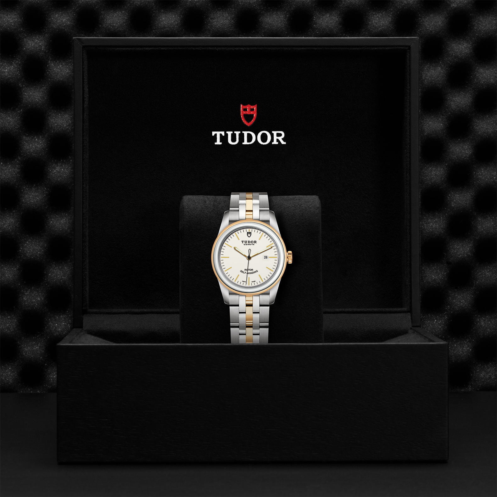 M53003 0065 Tudor Watch Carousel 4 4 10 2023 1