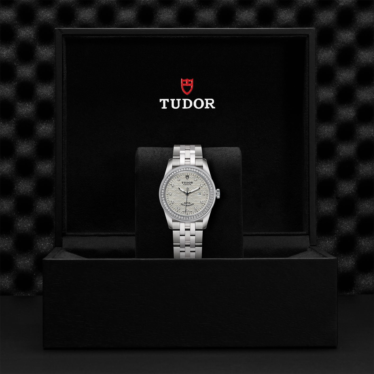 M53020 0002 Tudor Watch Carousel 4 4 10 2023 1