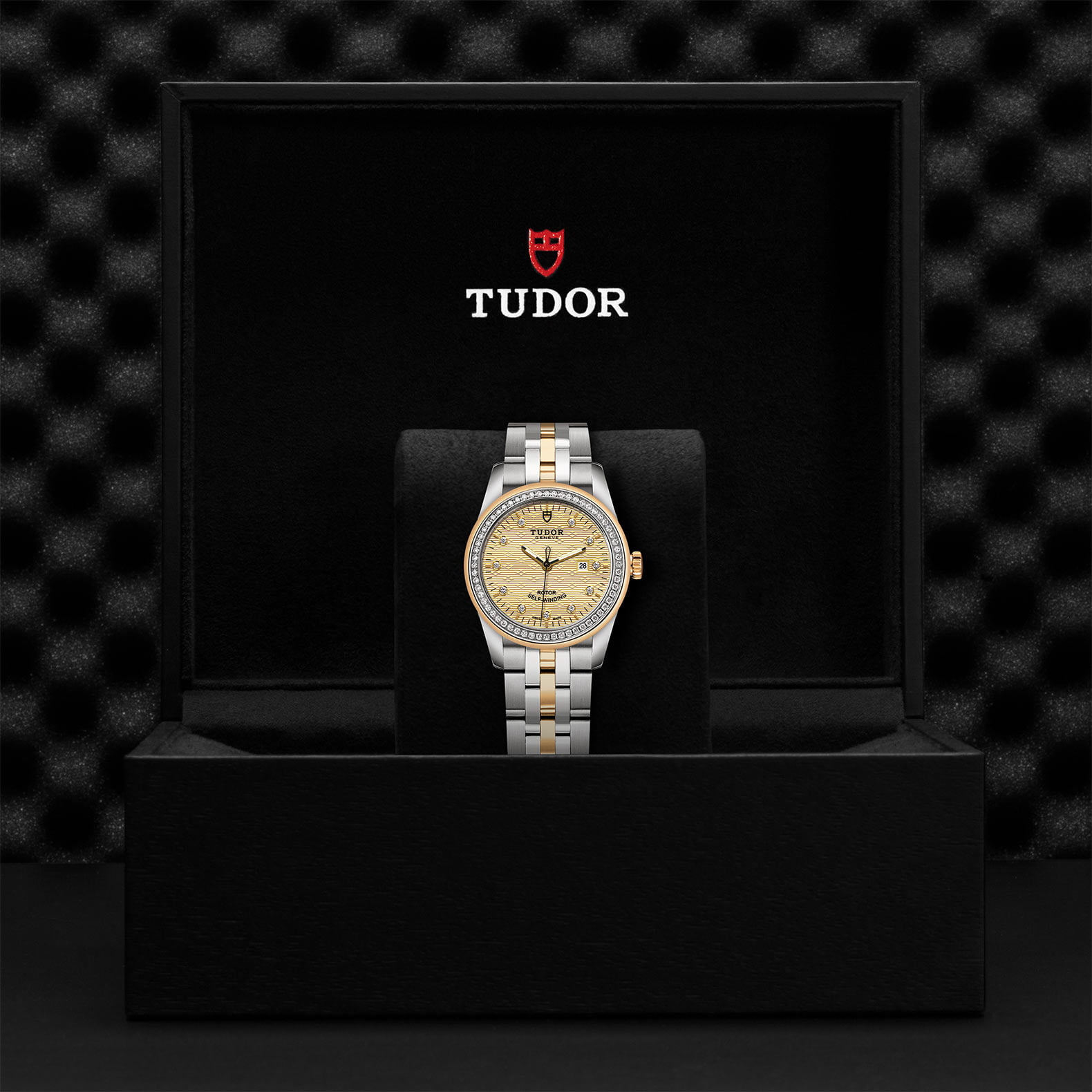 M53023 0023 Tudor Watch Carousel 4 4 10 2023 1