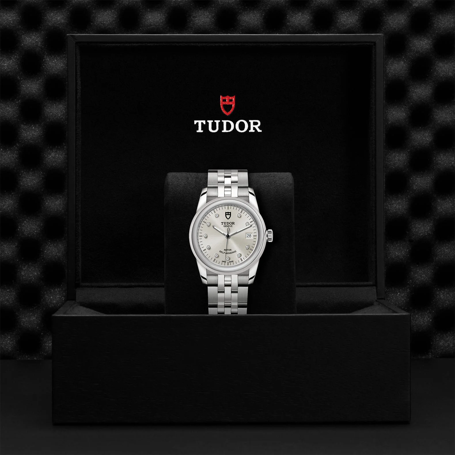 M55000 0006 Tudor Watch Carousel 4 4 10 2023 1