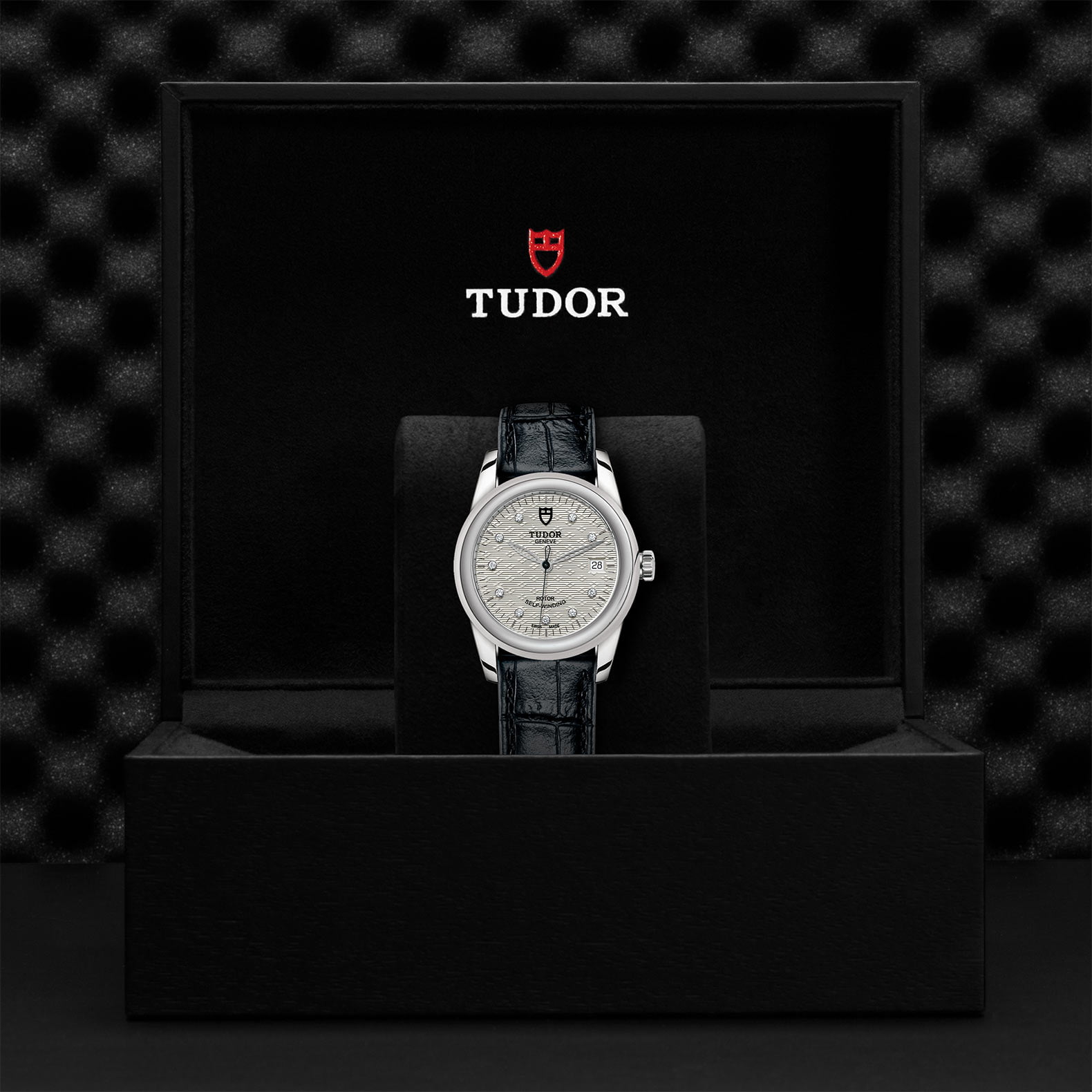 M55000 0058 Tudor Watch Carousel 4 4 10 2023 1