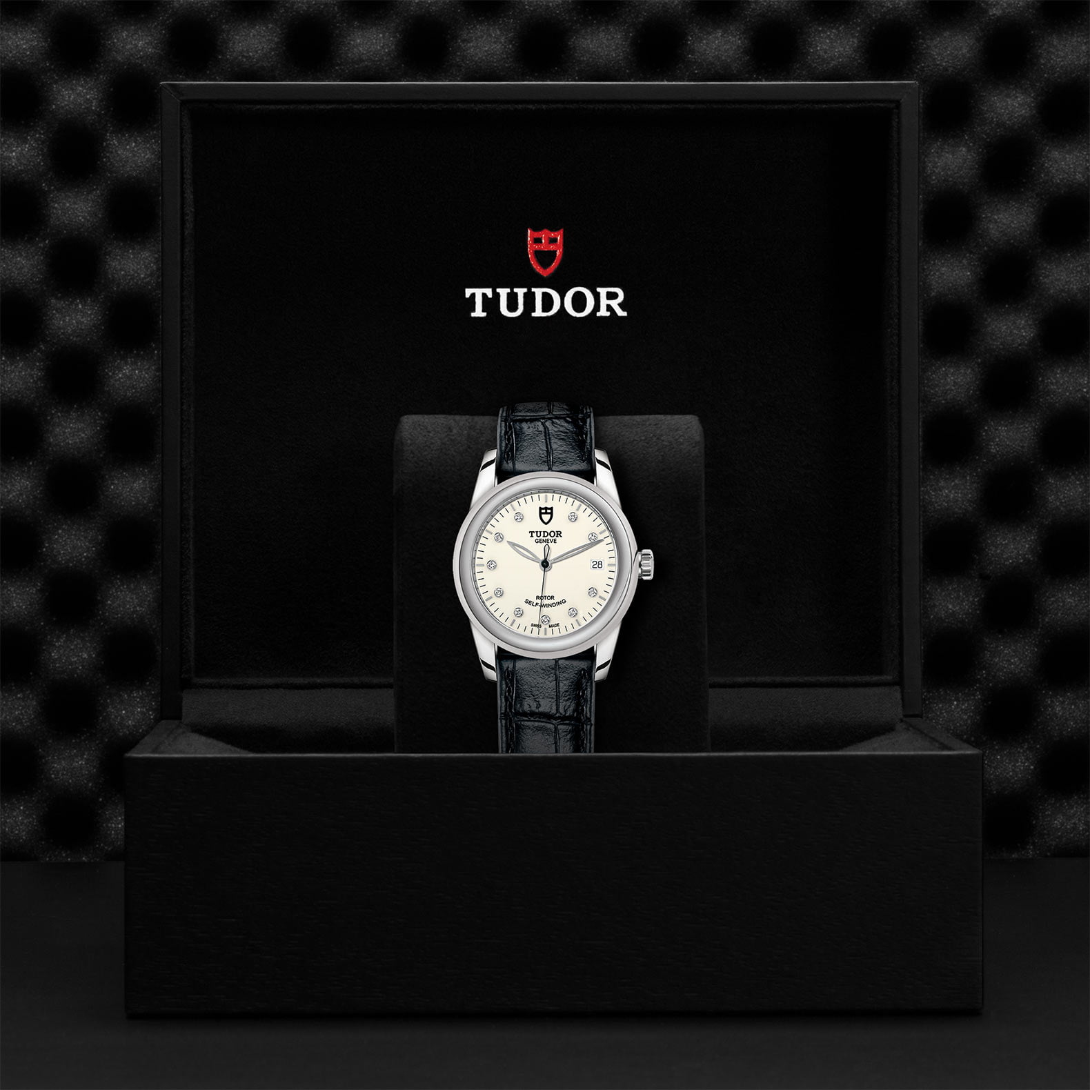 M55000 0116 Tudor Watch Carousel 4 4 10 2023 1