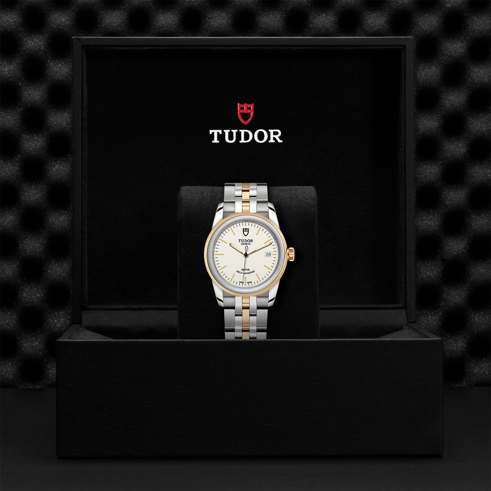 M55003 0082 Tudor Watch Carousel 4 4 10 2023 1