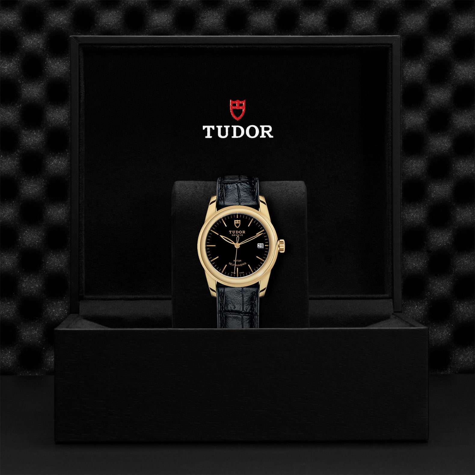 M55008 0007 Tudor Watch Carousel 4 4 10 2023 1