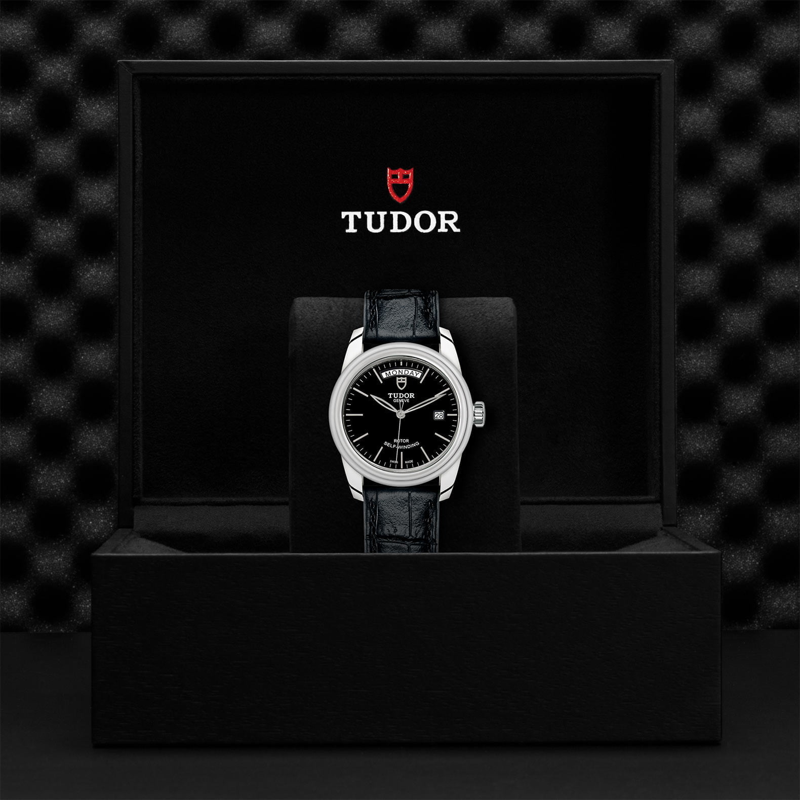 M56000 0023 Tudor Watch Carousel 4 4 10 2023 1