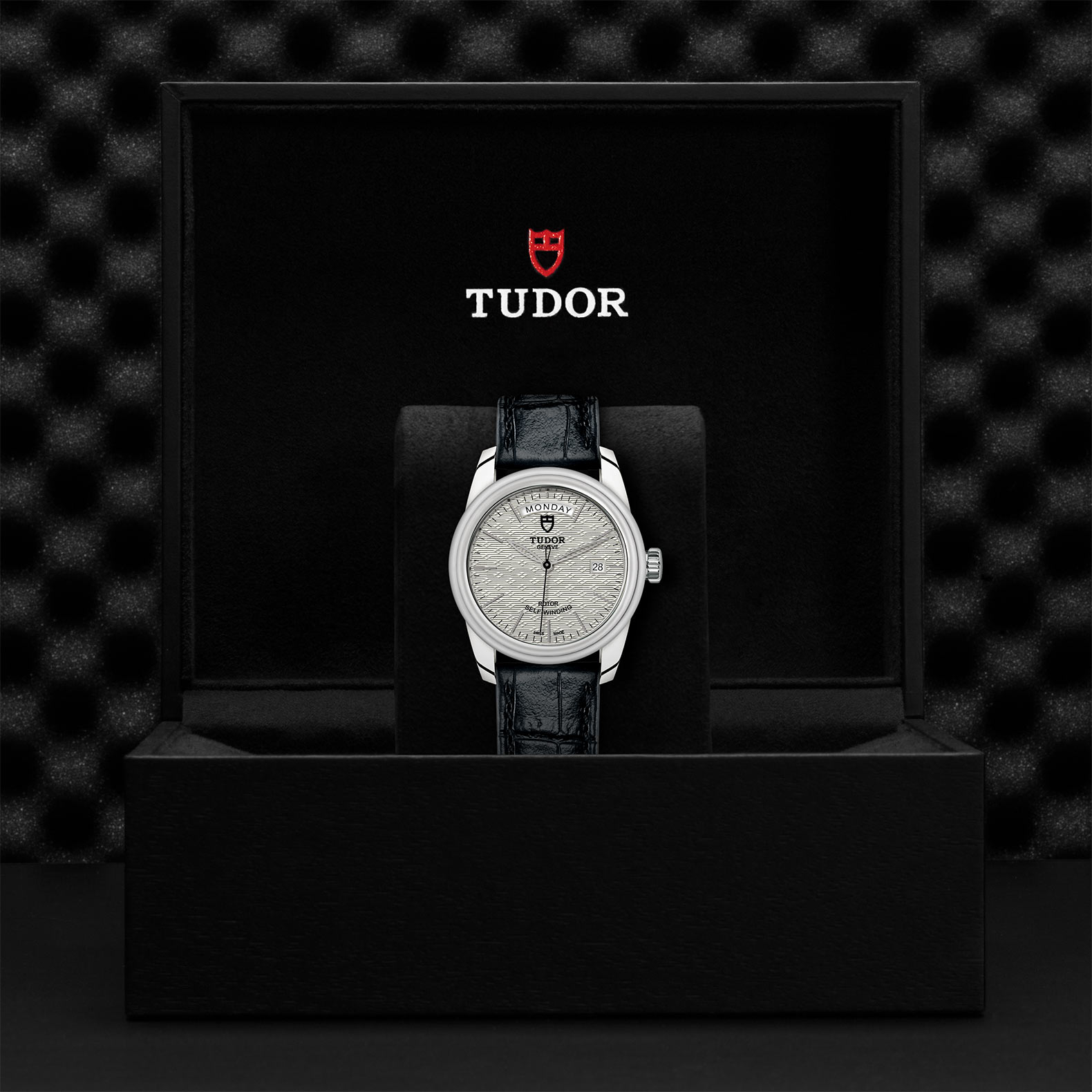 M56000 0043 Tudor Watch Carousel 4 4 10 2023 1