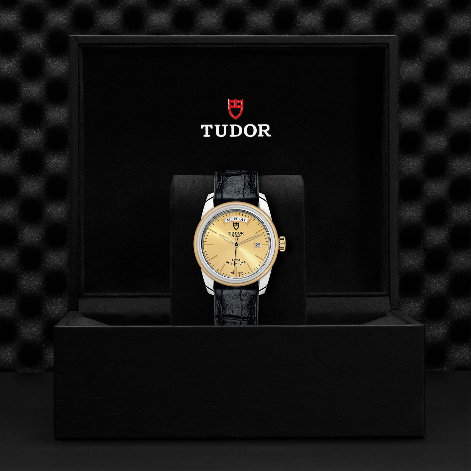 M56003 0024 Tudor Watch Carousel 4 4 10 2023 1