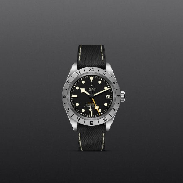 M79470 0003 tudor watch carousel 1 4 10 2023 1