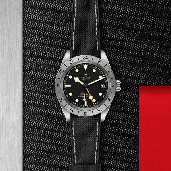 M79470 0003 tudor watch carousel 2 4 10 2023 1