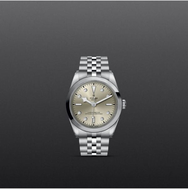 M79640 0006 tudor watch carousel 1 4 10 2023 1