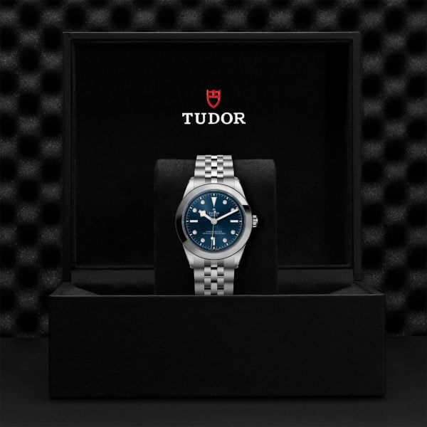 M79660 0005 tudor watch carousel 4 4 10 2023 1