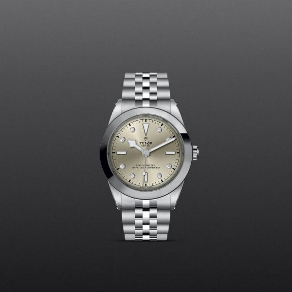 M79660 0006 tudor watch carousel 1 4 10 2023 1