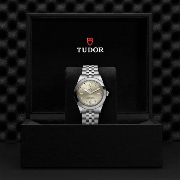 M79660 0006 tudor watch carousel 4 4 10 2023 1