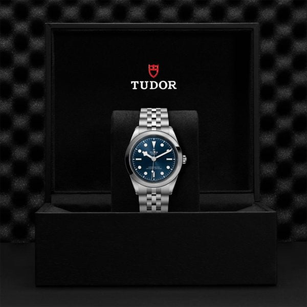 M79680 0002 tudor watch carousel 4 4 10 2023 1