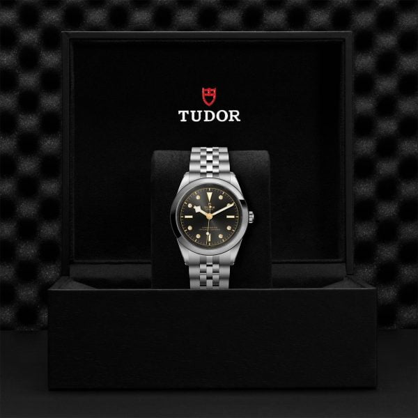 M79680 0004 tudor watch carousel 4 4 10 2023 1