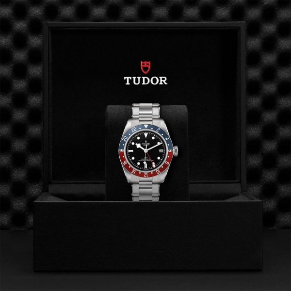 M79830RB 0001 tudor watch carousel 4 4 10 2023 1