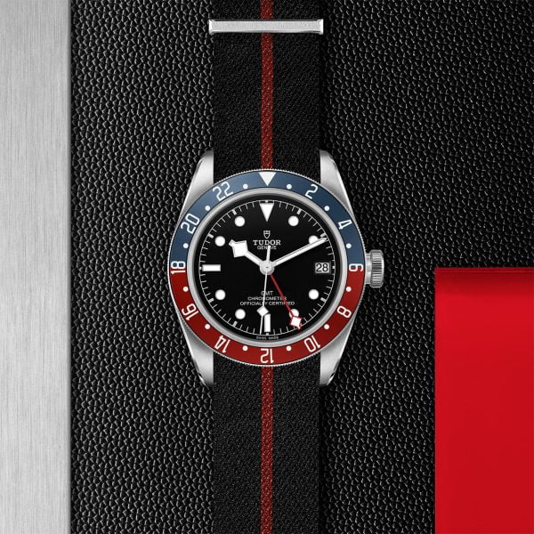 M79830RB 0003 tudor watch carousel 2 4 10 2023 1