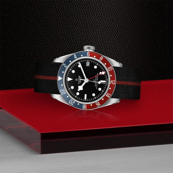 M79830RB 0003 tudor watch carousel 3 4 10 2023 1