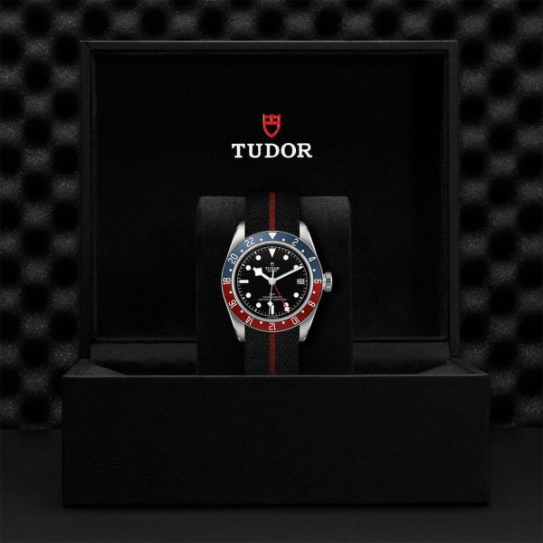 M79830RB 0003 tudor watch carousel 4 4 10 2023 1